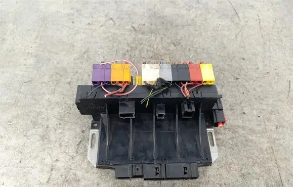 Mercedes-Benz S W220 SAM control unit 0205451732