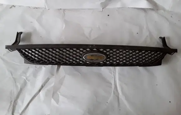 Ford S-MAX Front bumper upper radiator grill 6M21R8200AF