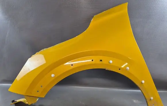 Peugeot 208 II Fender
