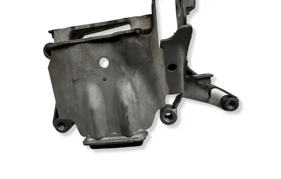 Audi A8 S8 D4 4H Holder (bracket) 4G0899069
