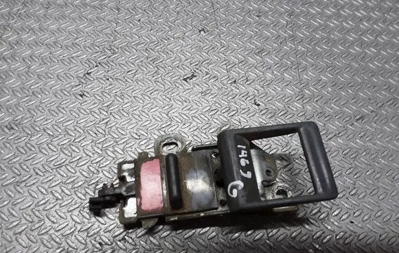 Loading door interior handle