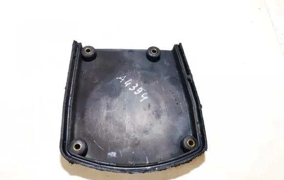 Land Rover Freelander Timing belt guard (cover) LJR104560