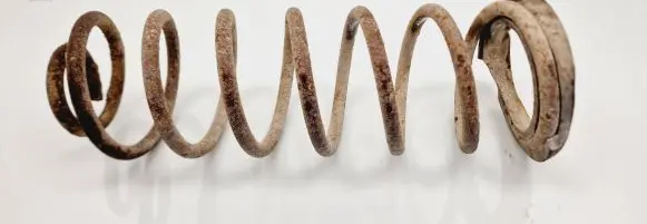 Volkswagen Golf III Rear coil spring