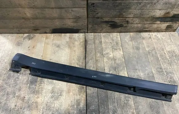Mercedes-Benz ML W164 Sill a1646900240 1646900240
