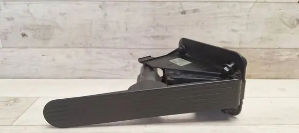 Smart ForTwo I Accelerator throttle pedal 0280752254 285000504 0002245V0190000