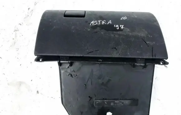 Opel Astra G Glove box 90561334
