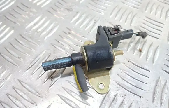 Ford Galaxy Vacuum valve 