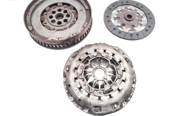 Nissan Qashqai Clutch set kit 123103008R