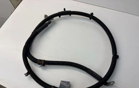 Mercedes-Benz A W176 Wires (generator/alternator) A2465400308