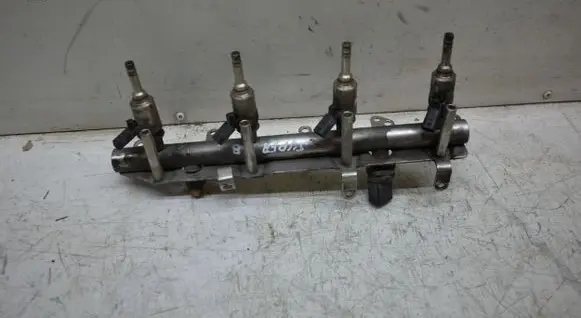 Skoda Superb B6 (3T) Fuel injectors set 06J133317 0261500057