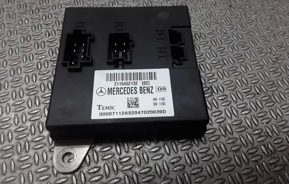 Mercedes-Benz E W211 Other control units/modules 2115452132
