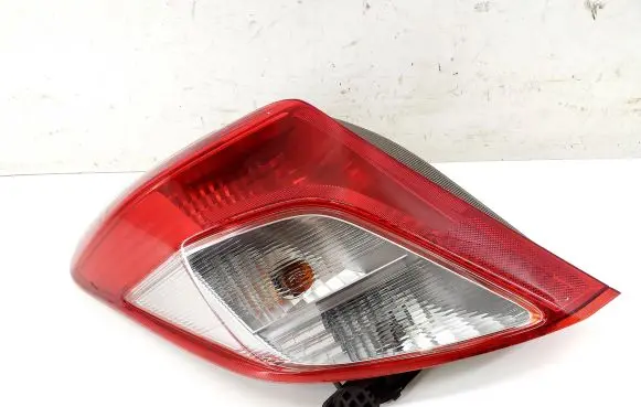 Toyota Yaris Rear/tail lights 0D78