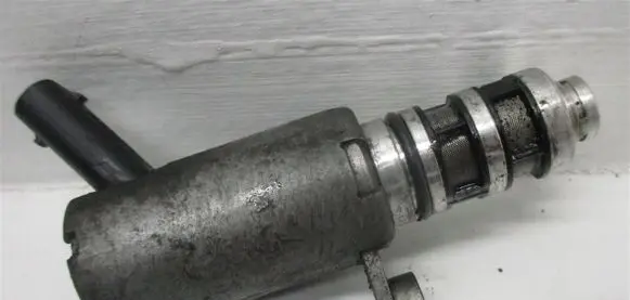 Audi A6 C7 Vacuum valve 06M115393C