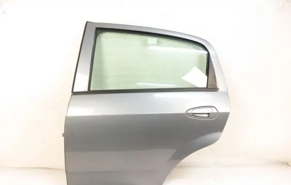 Fiat Punto (199) Rear door