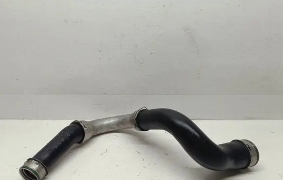 Volkswagen Multivan T5 Intercooler hose/pipe 7H0145708E