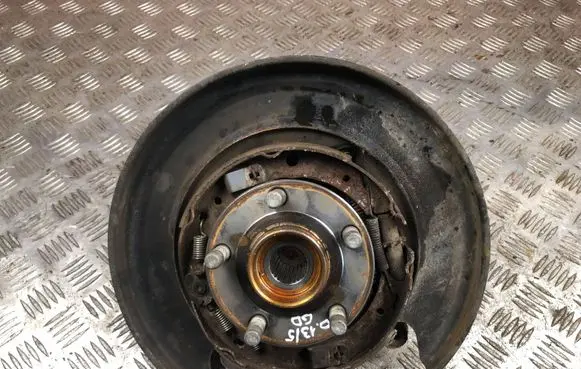 Subaru Outback Rear wheel hub