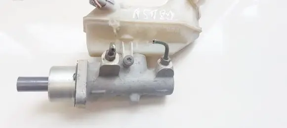 Nissan Micra Master brake cylinder