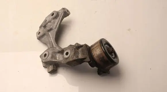 Nissan Note (E11) Generator/alternator belt tensioner
