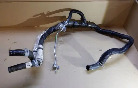 Ford Edge II Engine coolant pipe/hose K2G318C266BDA
