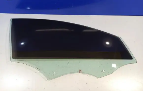 Volvo V60 Front door window glass four-door 31385411 30799038
