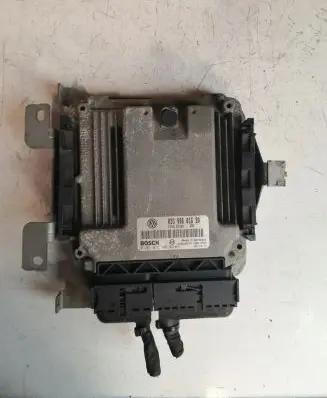 Volkswagen Touran I Engine control unit/module 03G906016BQ