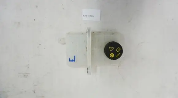 Renault Espace V (RFC) Brake fluid reservoir 