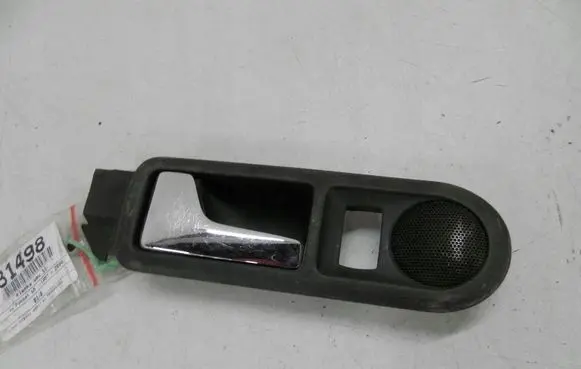 Volkswagen PASSAT B5 Rear door interior handle 