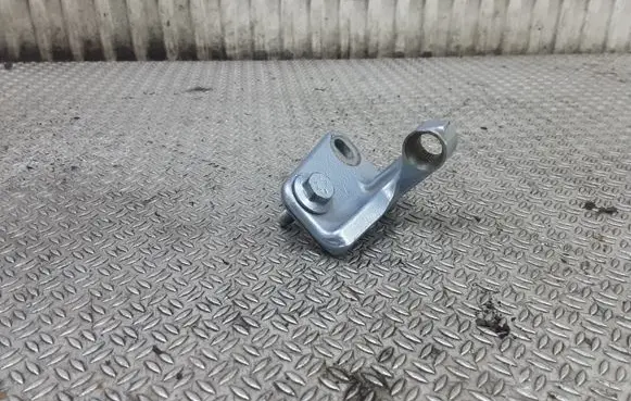 Mercedes-Benz B W245 Rear door upper hinge