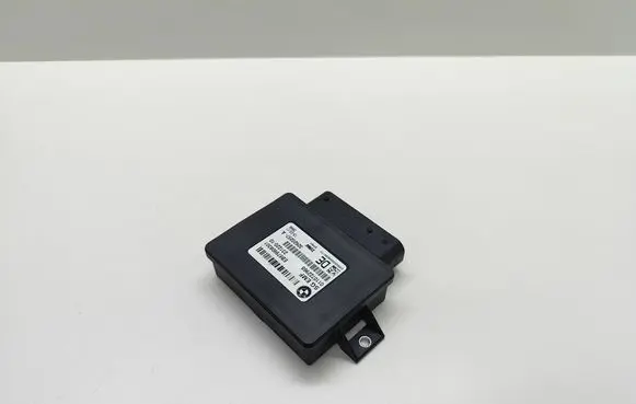 BMW 5 F10 F11 Hand brake control module 679908301 231220 23122010