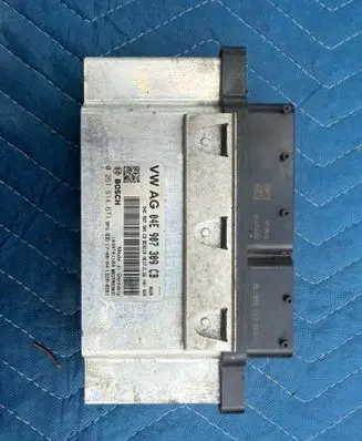 Skoda Fabia Mk3 (NJ) Engine control unit/module 04E907309CB 0261S14671