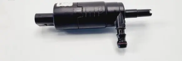 Volkswagen Golf V Headlight washer pump 3B7955681 001016