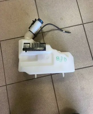 Peugeot Boxer Windshield washer fluid reservoir/tank