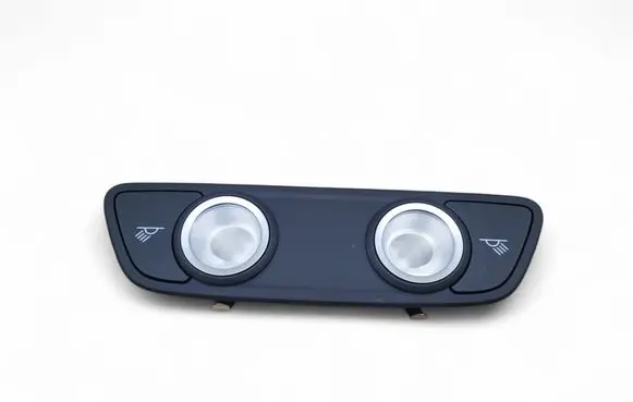 Audi Q7 4M Rear seat light 4M0947111 8W0947111