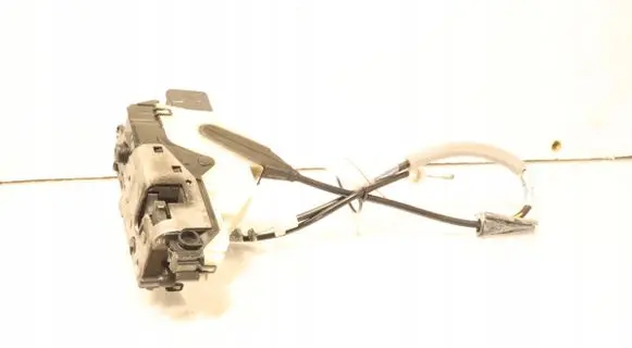 Peugeot 2008 I Front door lock
