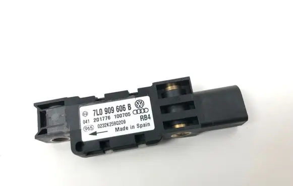 Porsche Cayenne (9PA) Airbag deployment crash/impact sensor 7L0909606B