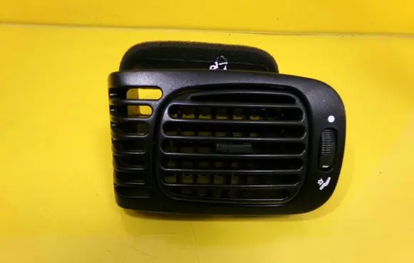 Tata Indica Vista II Dashboard side air vent grill/cover trim