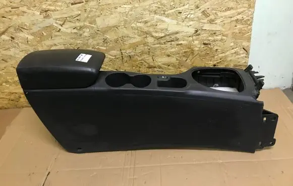 Nissan Qashqai Center console