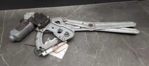 Peugeot 205 Front window lifting mechanism without motor
