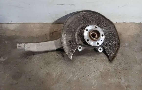 Volvo XC90 Front wheel hub KN135