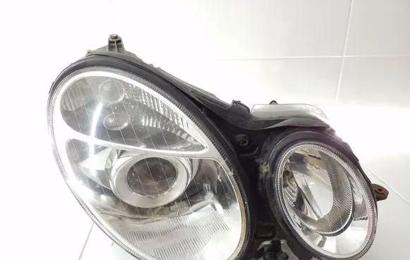Mercedes-Benz E W211 Headlight/headlamp 084401126R