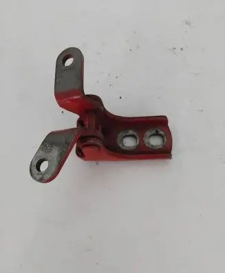Opel Astra J Front door lower hinge 