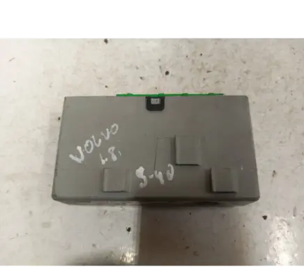 Volvo S40, V40 Alarm control unit/module 30889926 MB2323008461