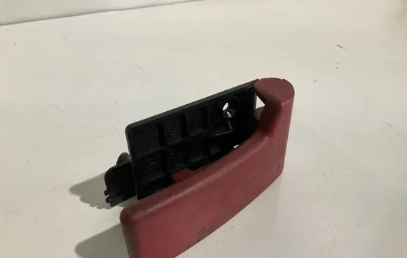 Mercedes-Benz E W211 Engine bonnet (hood) release handle