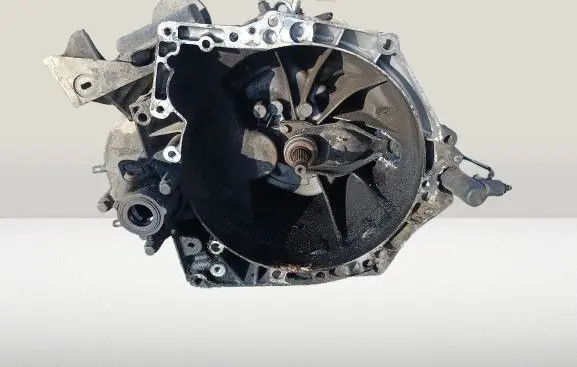 Peugeot 307 Manual 5 speed gearbox 20DM69
