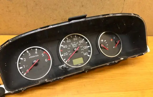 Nissan X-Trail T30 Speedometer (instrument cluster) EQ310FE 4X14007