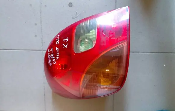 Toyota Corolla Verso E121 Rear/tail lights 1827