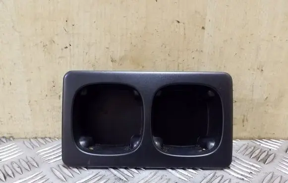 Nissan Qashqai Cup holder back 