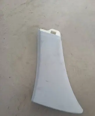 Mercedes-Benz GL X164 (D)pillar trim (top) A1646900254