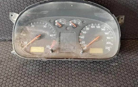 Volkswagen Transporter - Caravelle T4 Speedometer (instrument cluster) 7D0920801B
