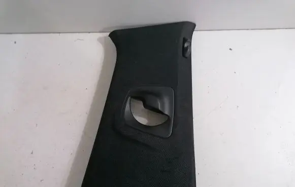 BMW 5 G30 G31 (B) pillar trim (top) 7384528